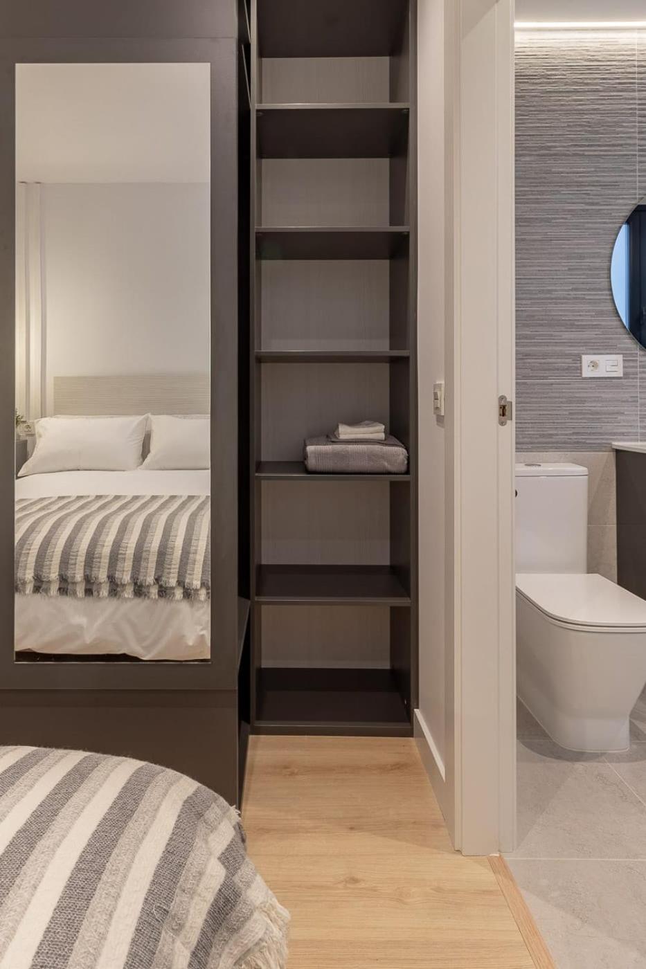 Room4You By Asturias Holidays Oviedo Buitenkant foto