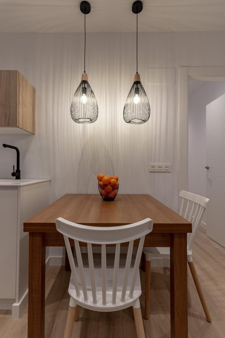 Room4You By Asturias Holidays Oviedo Buitenkant foto