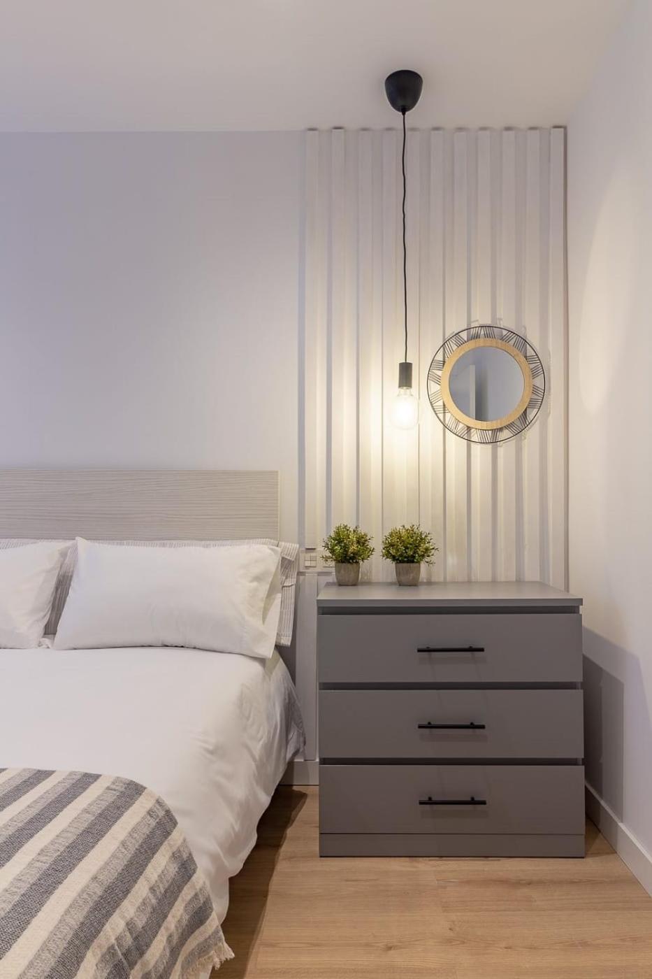 Room4You By Asturias Holidays Oviedo Buitenkant foto