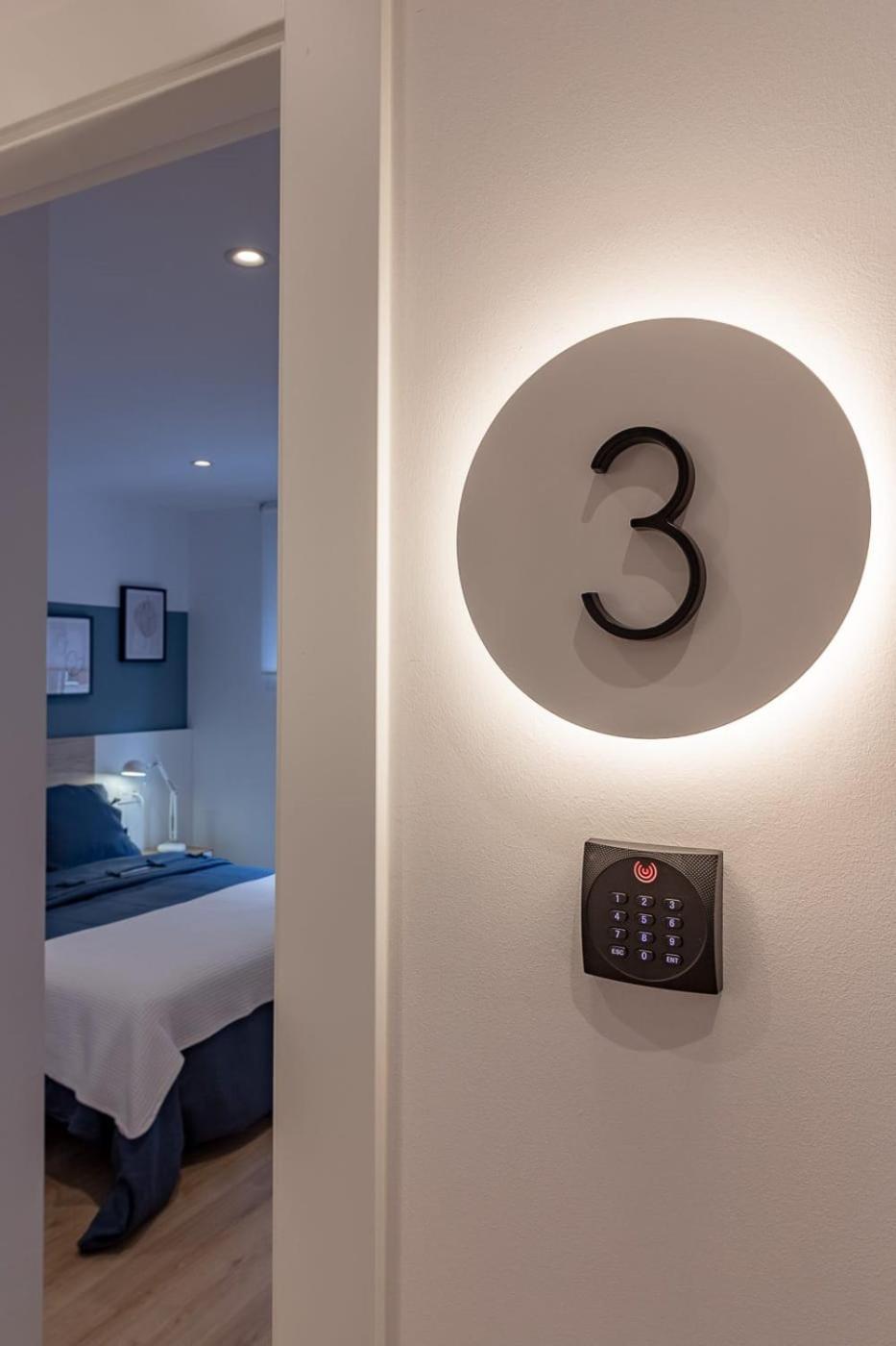 Room4You By Asturias Holidays Oviedo Buitenkant foto