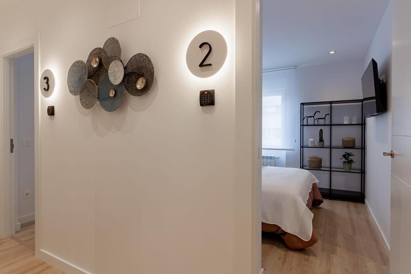 Room4You By Asturias Holidays Oviedo Buitenkant foto