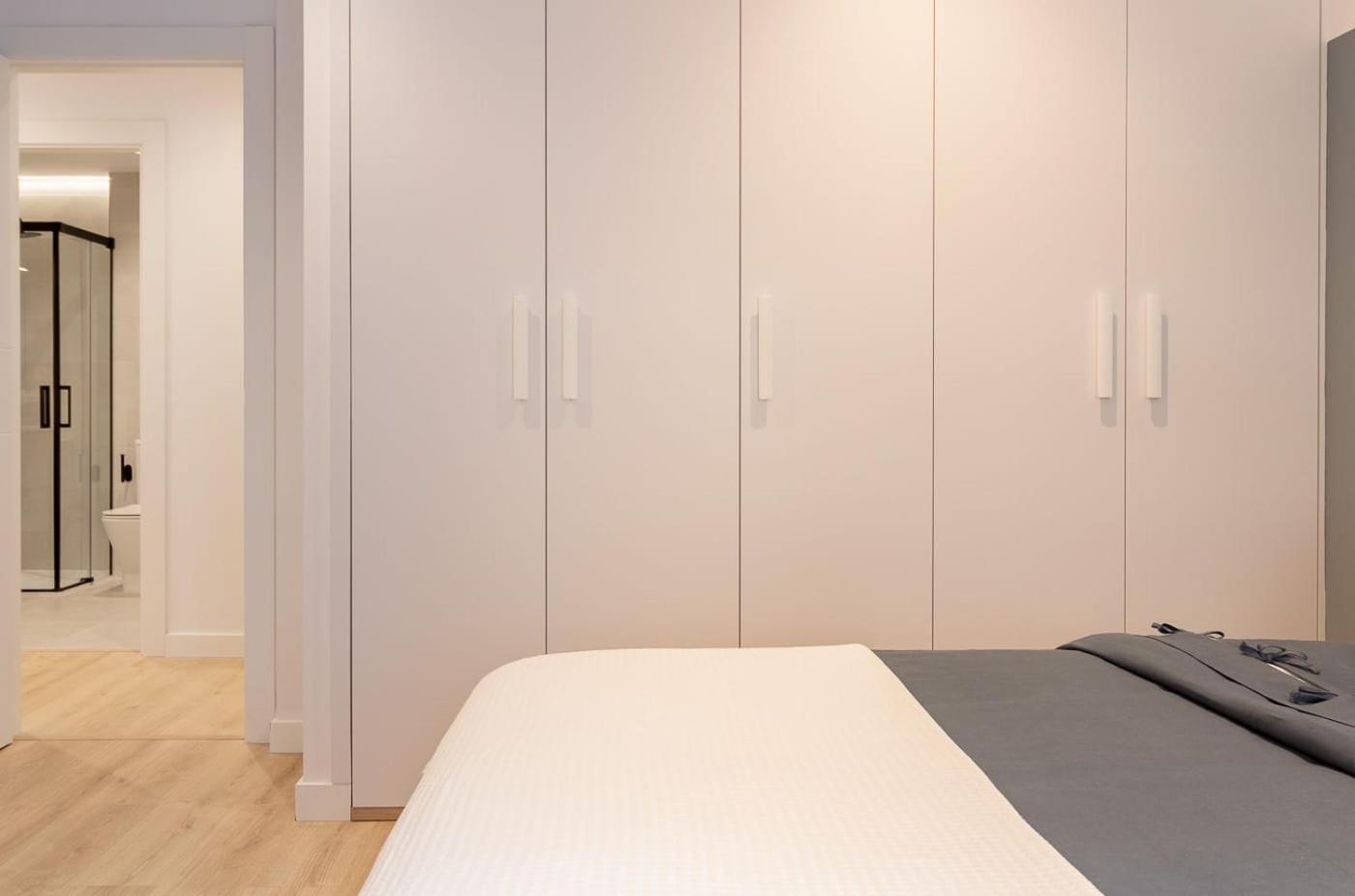 Room4You By Asturias Holidays Oviedo Buitenkant foto